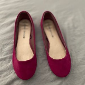 Nice fusha flats.